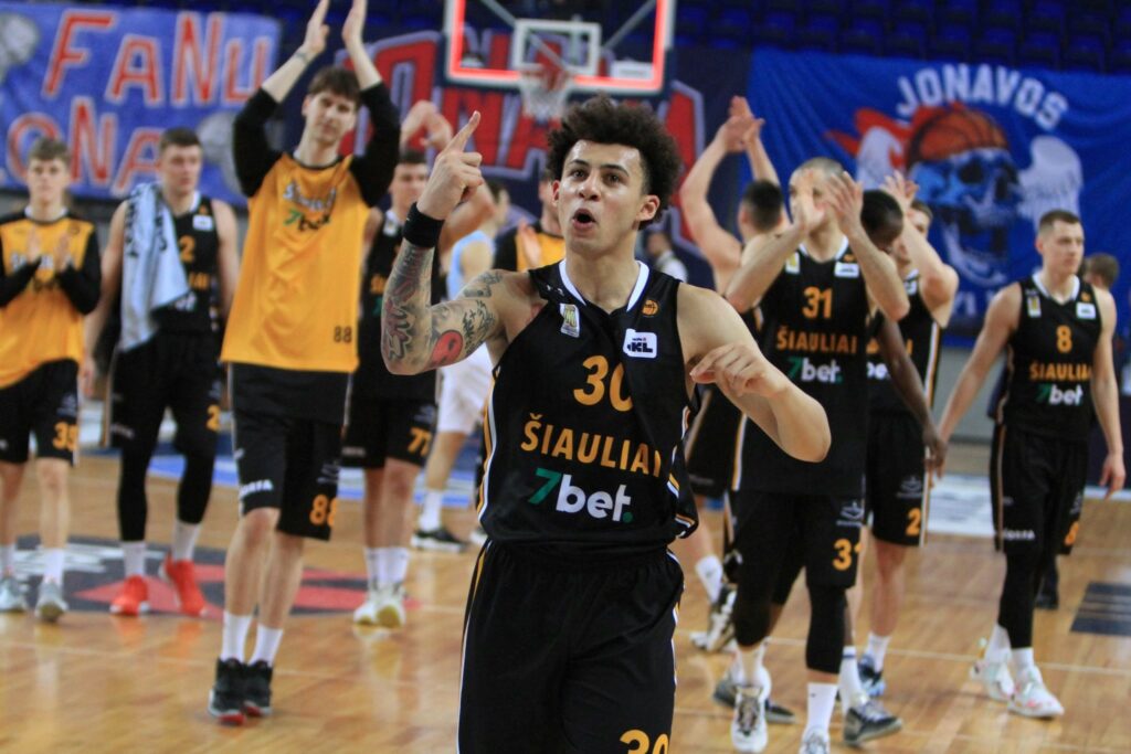 Українці за кордоном: Пустовий, Корнієнко, Санон, Зотов, Ковляр 2 Українці за кордоном: Пустовий, Корнієнко, Санон, Зотов, Ковляр 1