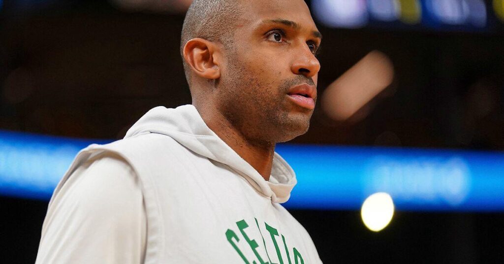 Зірковий чемпіон НБА завершить кар'єру, якщо його не підпише один із топ-клубів ліги 2 Зірковий чемпіон НБА завершить кар'єру, якщо його не підпише один із топ-клубів ліги 1