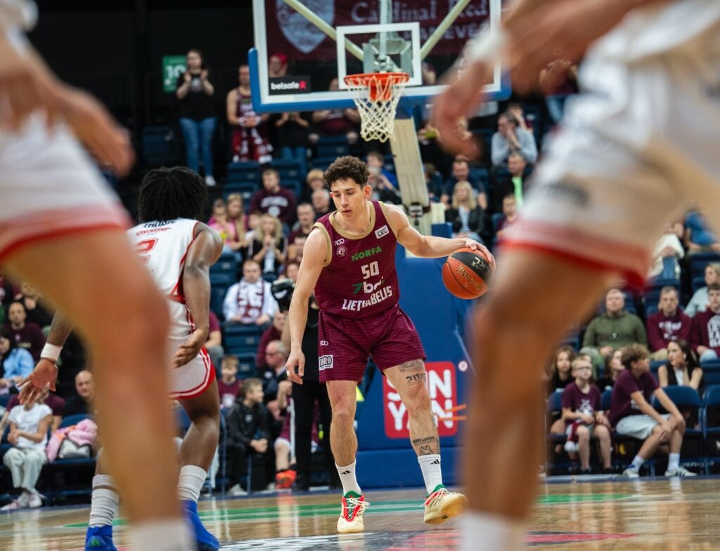 Олександр Ковляр став найкращим гравцем матчу та вийшов у півфінал чемпіонату Литви 2 Олександр Ковляр став найкращим гравцем матчу та вийшов у півфінал чемпіонату Литви 1