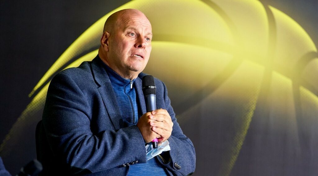 <strong>Михаил Бродский призвал ФИБА оставить Киев местом проведения матча Украина — Испания </strong> 2 <strong>Михаил Бродский призвал ФИБА оставить Киев местом проведения матча Украина — Испания </strong> 1