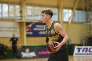 Турнірна таблиця Суперліги Favbet після четвертого туру 6 Турнірна таблиця Суперліги Favbet після четвертого туру 5