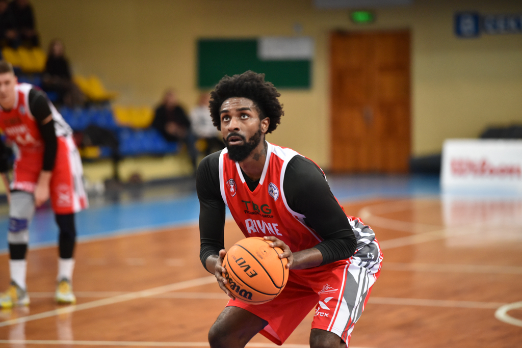 Екс-бігмен "Рівного" продовжить кар'єру в чемпіонаті Іраку 2 Екс-бігмен "Рівного" продовжить кар'єру в чемпіонаті Іраку 1