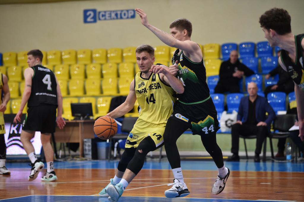 "Прикарпаття-Говерла" оголосила про перехід Іллі Кабацюри 2 "Прикарпаття-Говерла" оголосила про перехід Іллі Кабацюри 1