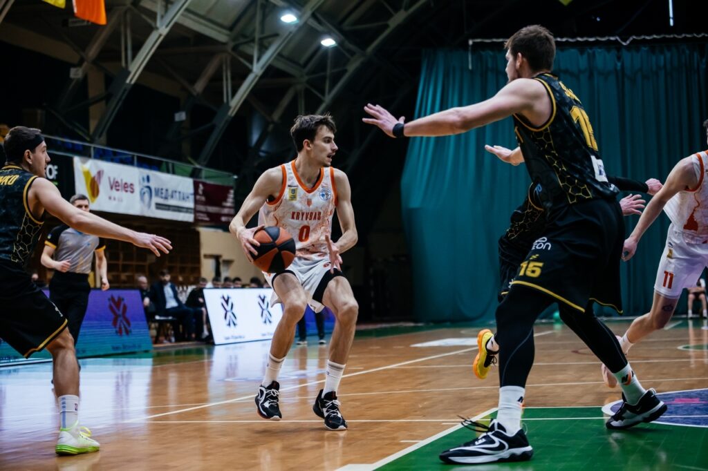 Михайло Бублик: “Забірченко — джокер в ситуації з переходом в “Київ-Баскет” 2 Михайло Бублик: “Забірченко — джокер в ситуації з переходом в “Київ-Баскет” 1