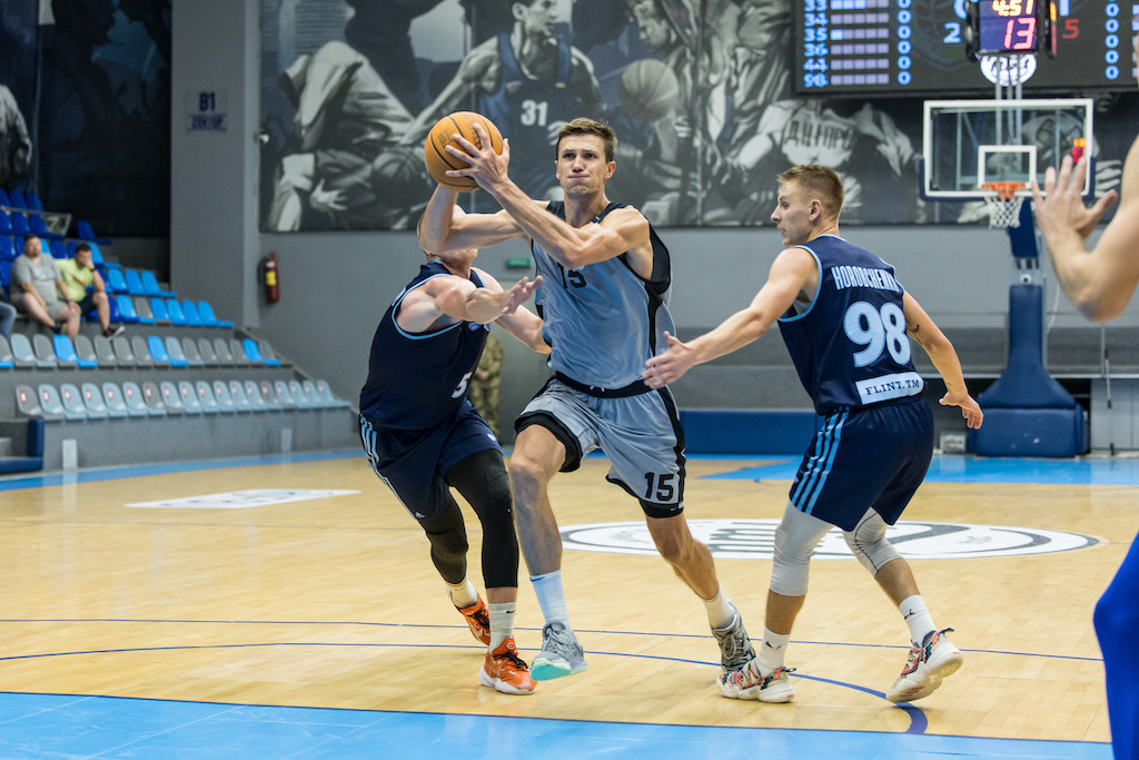 Володимир Конєв: "Хочеться боротись за перше місце Суперліги" 2 Володимир Конєв: "Хочеться боротись за перше місце Суперліги" 1