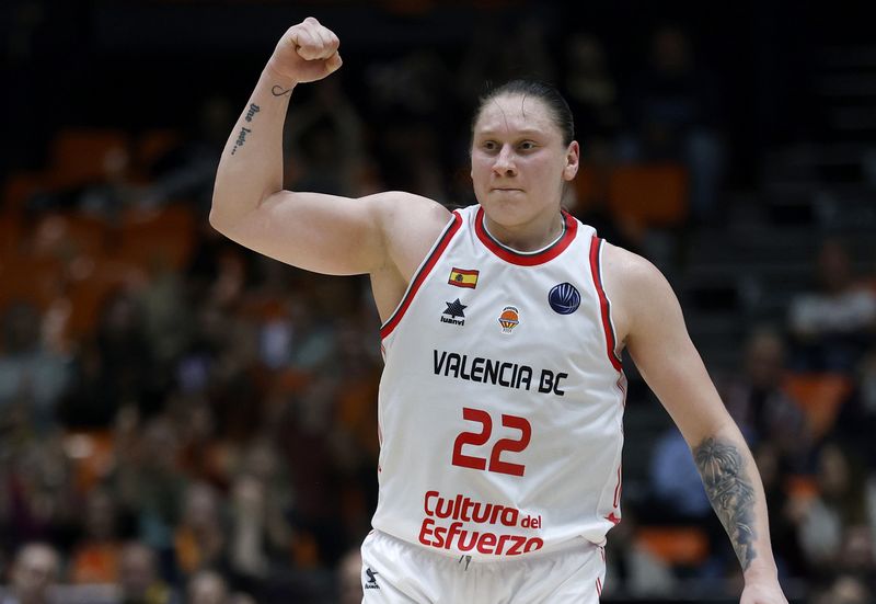 Українці за кордоном: Шундель, Мироненко, Шевченко, Грицак, Мішула, Ягупова 2 Українці за кордоном: Шундель, Мироненко, Шевченко, Грицак, Мішула, Ягупова 1