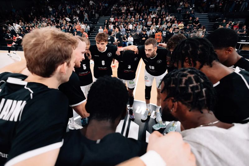 "Дует Балвіна та Одіасе дуже небезпечний". Представники "Гамбурга" — про матч проти "Прометея" 2 "Дует Балвіна та Одіасе дуже небезпечний". Представники "Гамбурга" — про матч проти "Прометея" 1