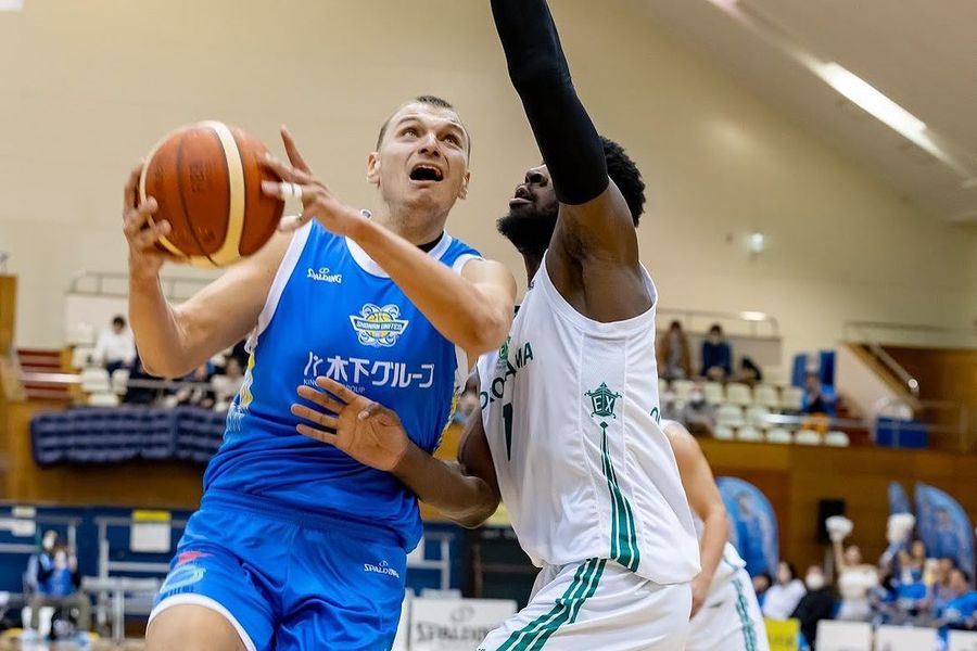 Українці за кордоном: Бояркін, Антіпов, Йяму, Бринюк 2 Українці за кордоном: Бояркін, Антіпов, Йяму, Бринюк 1