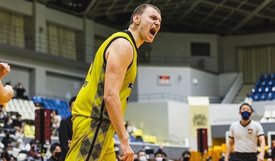 Українці за кордоном: Бояркін, Тітов, Антіпов, Беліков, Артамонов, Ягодін, Масленніков, Новицький 2 Українці за кордоном: Бояркін, Тітов, Антіпов, Беліков, Артамонов, Ягодін, Масленніков, Новицький 1