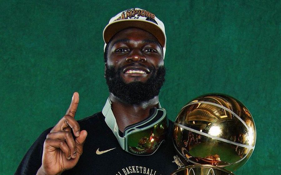 "Фенербахче" підпише форварда "Маккабі" та одноклубника Михайлюка 2 - basket.com.ua "Фенербахче" підпише форварда "Маккабі" та одноклубника Михайлюка 1 - basket.com.ua