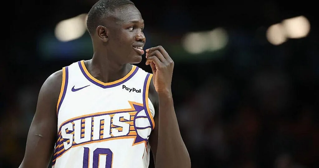 Гравця з топ-10 драфту НБА заслали в G-Лігу після провального старту сезону 2 Гравця з топ-10 драфту НБА заслали в G-Лігу після провального старту сезону 1