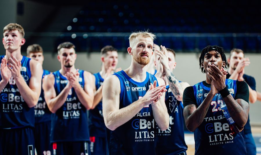 Українці за кордоном: Близнюк, Зотов, Ковальов, Сергєєв, Липовий 2 Українці за кордоном: Близнюк, Зотов, Ковальов, Сергєєв, Липовий 1