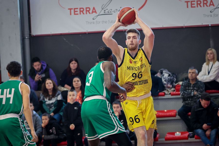 Українці за кордоном: Антіпов, Бринюк, Шульга, Константиновський, Марковецький, Дзюба, Балабан 2 Українці за кордоном: Антіпов, Бринюк, Шульга, Константиновський, Марковецький, Дзюба, Балабан 1