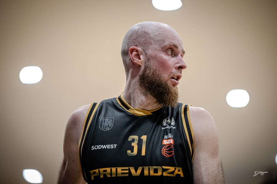 Українці за кордоном: Петров, Шундель, Герун, Зайцев. Бринюк, Семерич, Бєліков 2 Українці за кордоном: Петров, Шундель, Герун, Зайцев. Бринюк, Семерич, Бєліков 1