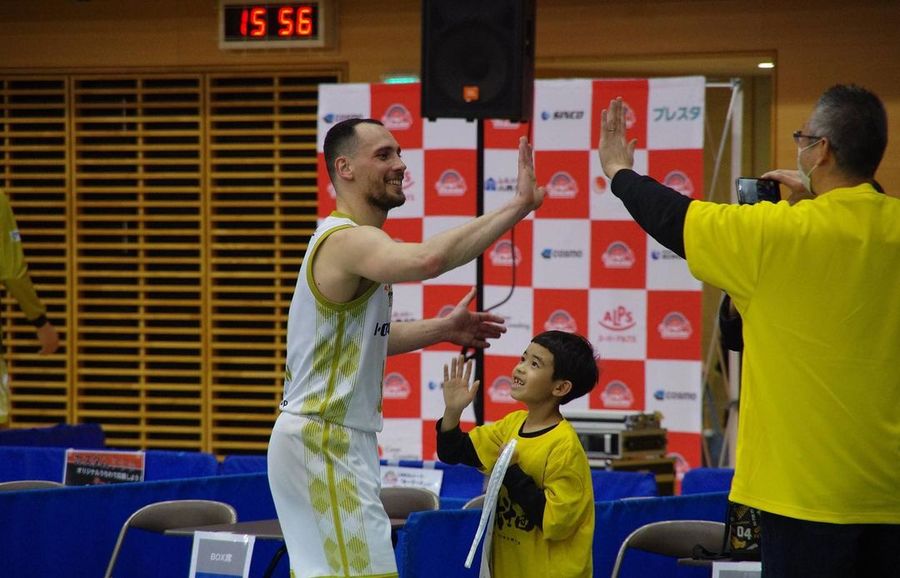 Українці за кордоном: Бояркін, Антіпов, Чумаков, Фролов, Пашкевич, Кожем'якін, Тітов 2 Українці за кордоном: Бояркін, Антіпов, Чумаков, Фролов, Пашкевич, Кожем'якін, Тітов 1