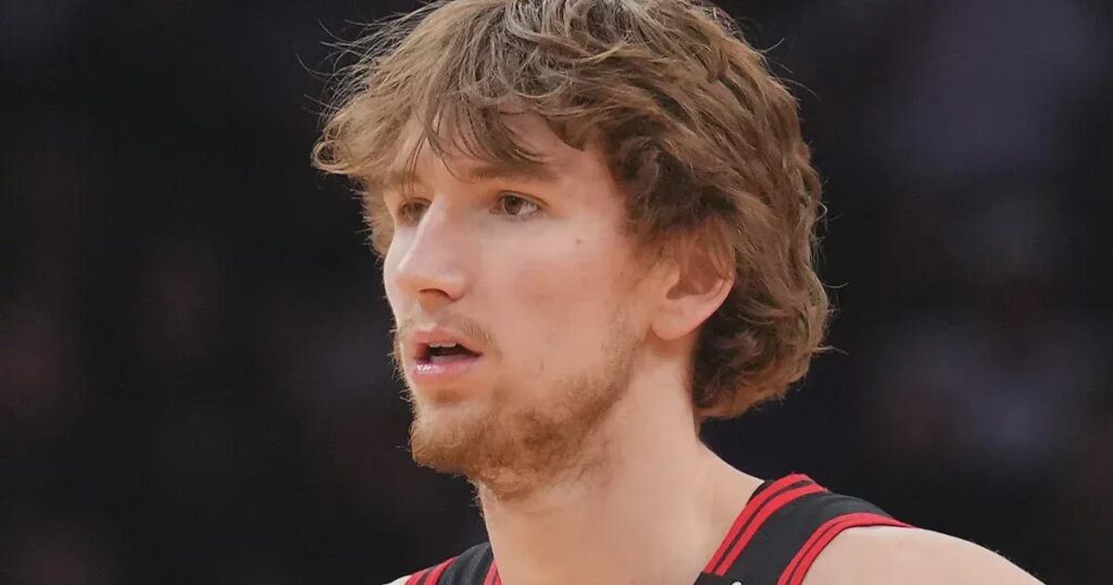 "Чикаго" прийняв рішення по контракту одного з кращих новачків НБА 2 "Чикаго" прийняв рішення по контракту одного з кращих новачків НБА 1