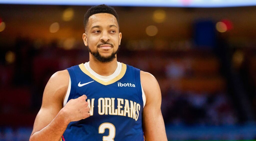 Сі Джей Макколлум набрав унікальну статистику і привів "Нью-Орлеан" до найбільшого камбеку в історії 2 Сі Джей Макколлум набрав унікальну статистику і привів "Нью-Орлеан" до найбільшого камбеку в історії 1