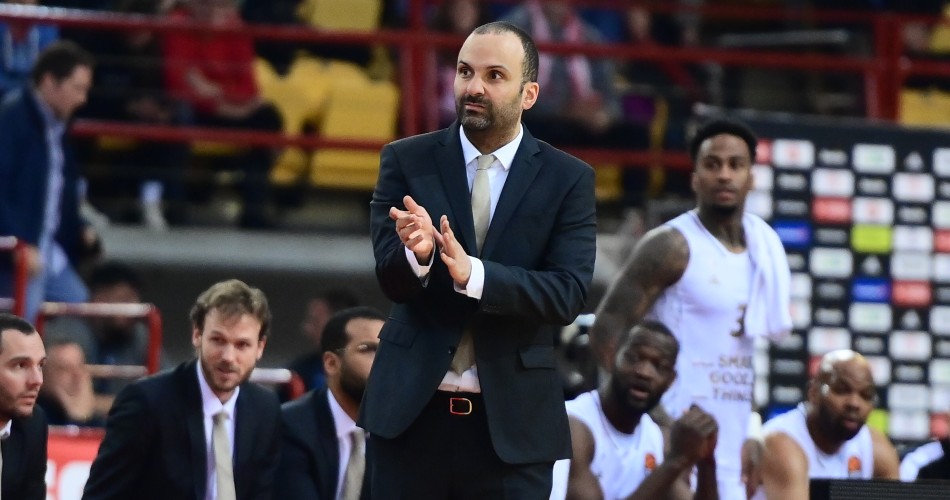 Брат Тоні Паркера знайшов нове місце роботи в Євролізі після того як той зі скандалом звільнив його 2 Брат Тоні Паркера знайшов нове місце роботи в Євролізі після того як той зі скандалом звільнив його 1