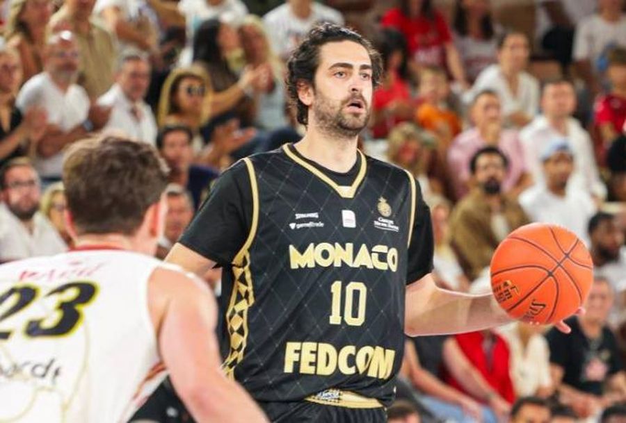 Лідер Єврокубку посилив склад турецьким гравцем, який відіграв за "Філадельфію" майже 350 матчів 2 Лідер Єврокубку посилив склад турецьким гравцем, який відіграв за "Філадельфію" майже 350 матчів 1