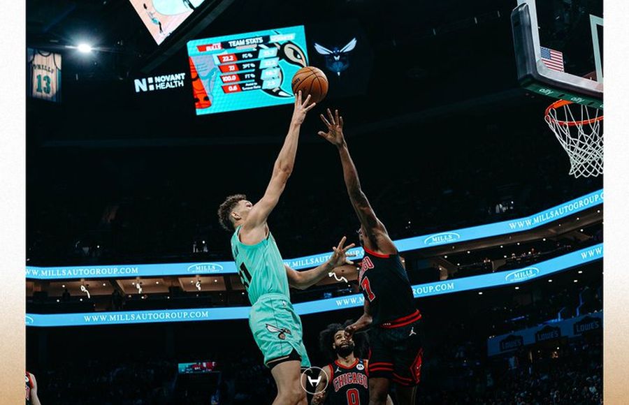 "Шарлотт" та "Чикаго" повторили антирекорд НБА, який самі ж і встановили два тижні тому 2 "Шарлотт" та "Чикаго" повторили антирекорд НБА, який самі ж і встановили два тижні тому 1