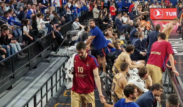 Між Ясікявічюсом та Калінічем стався конфлікт під час матчу 2 - basket.com.ua Між Ясікявічюсом та Калінічем стався конфлікт під час матчу 1 - basket.com.ua