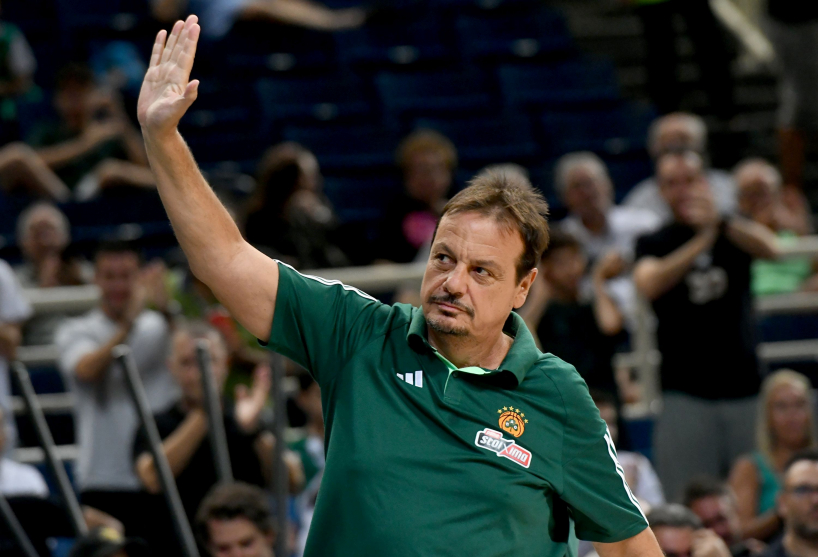 Атаман розкрив невідомі деталі процесу переманювання Слукаса з "Олімпіакосу" до "Панатінаїкосу" 2 Атаман розкрив невідомі деталі процесу переманювання Слукаса з "Олімпіакосу" до "Панатінаїкосу" 1