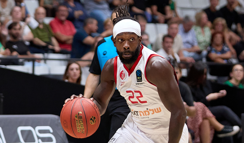 Патрік Беверлі: "Після матчу в Єрусалимі мене 11 разів змусили пройти тест на допінг" 2 Патрік Беверлі: "Після матчу в Єрусалимі мене 11 разів змусили пройти тест на допінг" 1