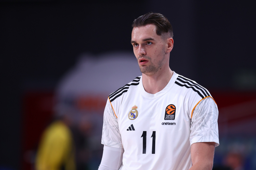 Зірка "Реала" обрушився з критикою на головного тренера команди. Той відповів йому 2 Зірка "Реала" обрушився з критикою на головного тренера команди. Той відповів йому 1