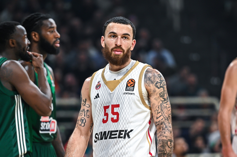 Скандальний Майк Джеймс назвав топ-клуб Євроліги, куди не перейде в жодному разі 2 Скандальний Майк Джеймс назвав топ-клуб Євроліги, куди не перейде в жодному разі 1