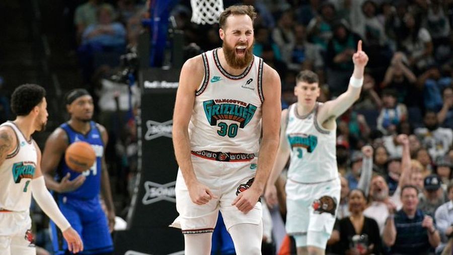 "Мемфіс" обміняв центрового в "Індіану" і швидко знайшов йому заміну на ринку вільних агентів 2 "Мемфіс" обміняв центрового в "Індіану" і швидко знайшов йому заміну на ринку вільних агентів 1