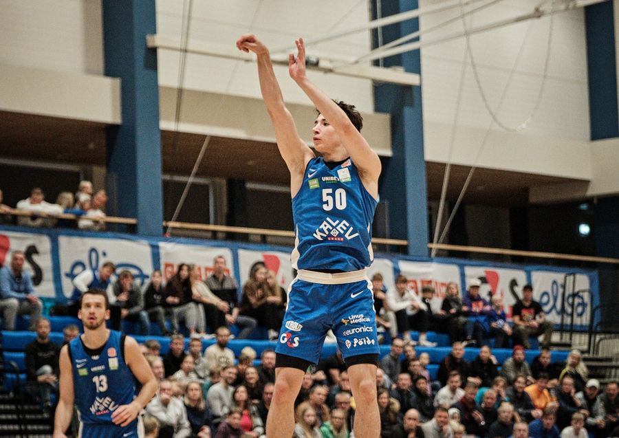 Українці за кордоном: Мішула, Герун, Ковляр, Сергєєв, Шундель, Тихонов, Кондраков, Йяму 2 Українці за кордоном: Мішула, Герун, Ковляр, Сергєєв, Шундель, Тихонов, Кондраков, Йяму 1