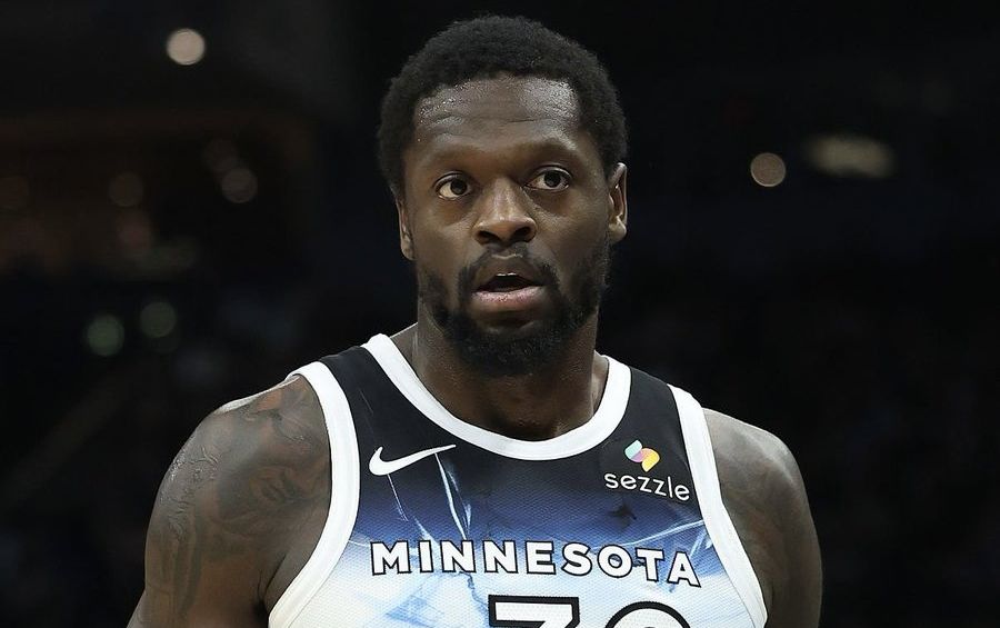 Кар'єр-хай Рендла допоміг йому повторити досягнення Гарнетта 2004 року 2 Кар'єр-хай Рендла допоміг йому повторити досягнення Гарнетта 2004 року 1