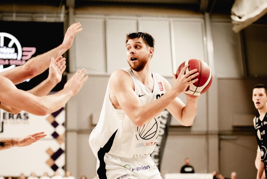 Українці за кордоном: Ковальов, Сергєєв, Павлов, Крутоус, Константиновський 2 Українці за кордоном: Ковальов, Сергєєв, Павлов, Крутоус, Константиновський 1