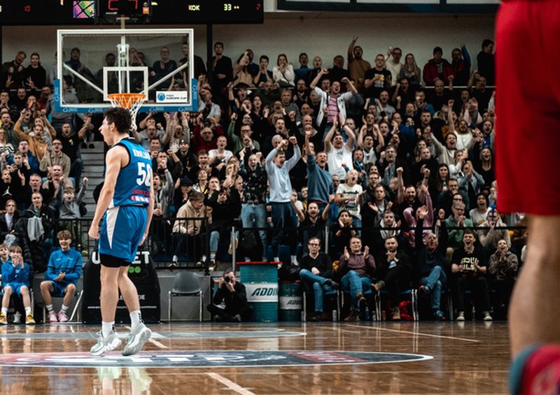 Українці за кордоном: Ковляр, Кравцов, Зайцев, Антіпов, Тітов, Бояркін, Міхєєв, Мироненко 2 Українці за кордоном: Ковляр, Кравцов, Зайцев, Антіпов, Тітов, Бояркін, Міхєєв, Мироненко 1