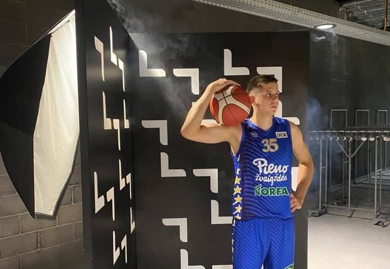 Українці за кордоном: Ягупова, Ковальов, Кожем'якін, Антіпов та інші 2 Українці за кордоном: Ягупова, Ковальов, Кожем'якін, Антіпов та інші 1