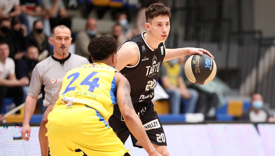 Українці за кордоном: Чумаков, Грицак, Кобзистий, Войналович, Ковляр 2 Українці за кордоном: Чумаков, Грицак, Кобзистий, Войналович, Ковляр 1