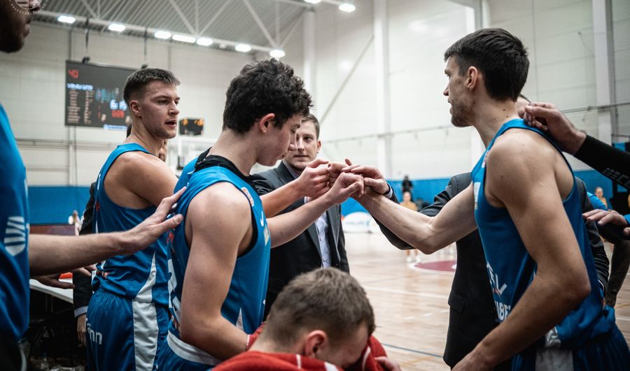 Українці за кордоном: Мироненко, Ковляр, Міхєєв, Балабан, Бринюк 2 Українці за кордоном: Мироненко, Ковляр, Міхєєв, Балабан, Бринюк 1