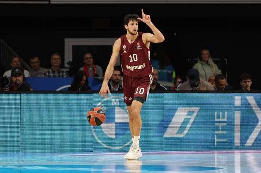 "Мілан" викупить у "Баварії" колишнього гравця "Міннесоти" та "Юти" 2 "Мілан" викупить у "Баварії" колишнього гравця "Міннесоти" та "Юти" 1