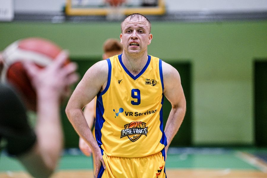 Українці за кордоном: Антіпов, Тітов, Місяць, Луценко, Анісімов, Шундель, Балабан, Кожем'якін 2 Українці за кордоном: Антіпов, Тітов, Місяць, Луценко, Анісімов, Шундель, Балабан, Кожем'якін 1