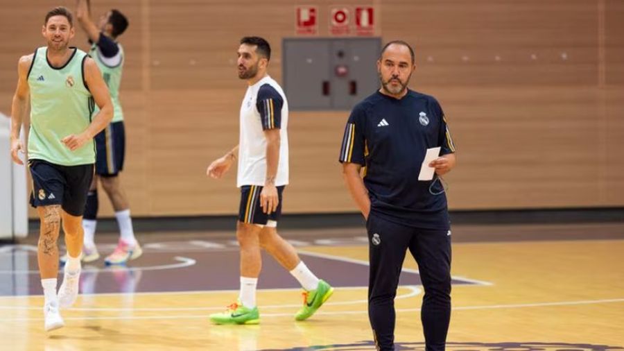 "Реал" - "Барселона": слова головних тренерів напередодні матчу 2 "Реал" - "Барселона": слова головних тренерів напередодні матчу 1