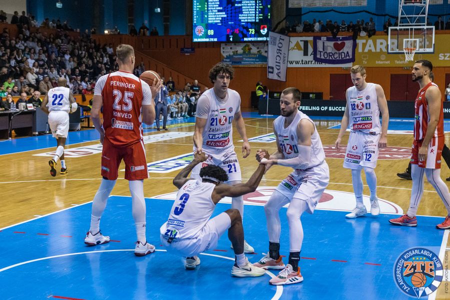 Українці за кордоном: Войналович, Мішула, Бринюк 2 Українці за кордоном: Войналович, Мішула, Бринюк 1