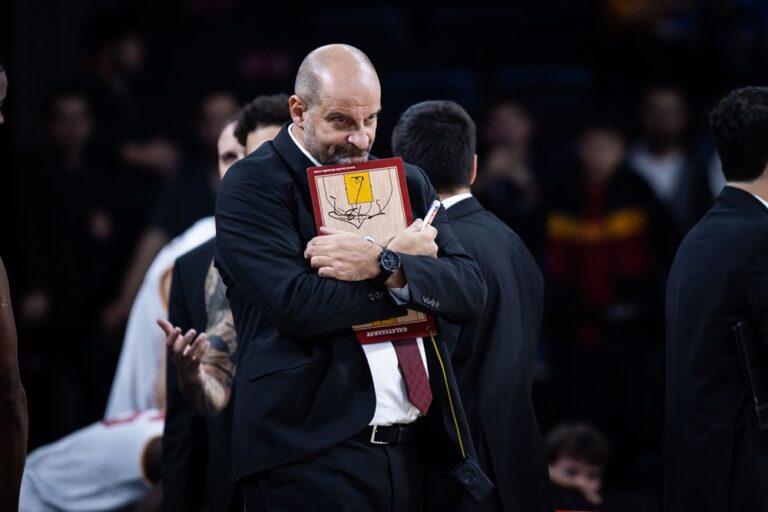 Звєздан Мітрович: "Боюся, що хтось зіштовхнеться з Вембаньямою і зламає йому коліна" 2 Звєздан Мітрович: "Боюся, що хтось зіштовхнеться з Вембаньямою і зламає йому коліна" 1