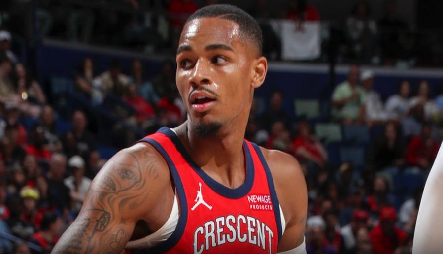 Учасник Матчу зірок, який влітку посилив "Пеліканс", вибув на тривалий термін через перелом руки 2 Учасник Матчу зірок, який влітку посилив "Пеліканс", вибув на тривалий термін через перелом руки 1