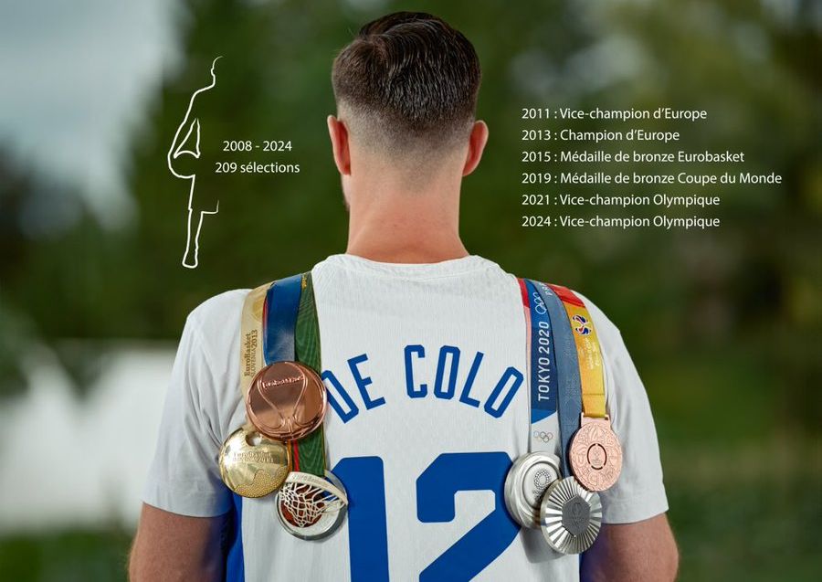 16 років та безліч нагород: легенда збірної Франції завершив кар'єру у національній команді 2 16 років та безліч нагород: легенда збірної Франції завершив кар'єру у національній команді 1