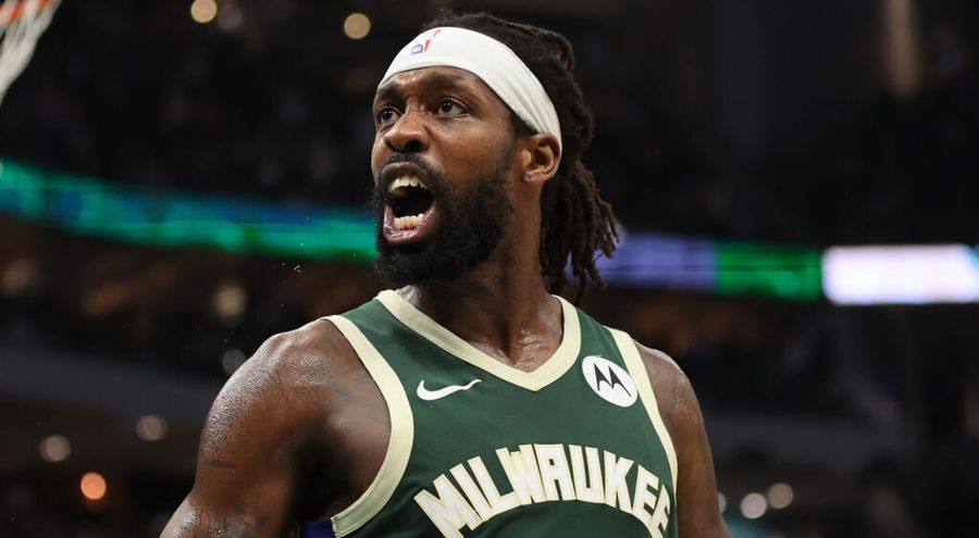 Патрік Беверлі жбурнув м'яча у вболівальника "Індіани" 2 Патрік Беверлі жбурнув м'яча у вболівальника "Індіани" 1