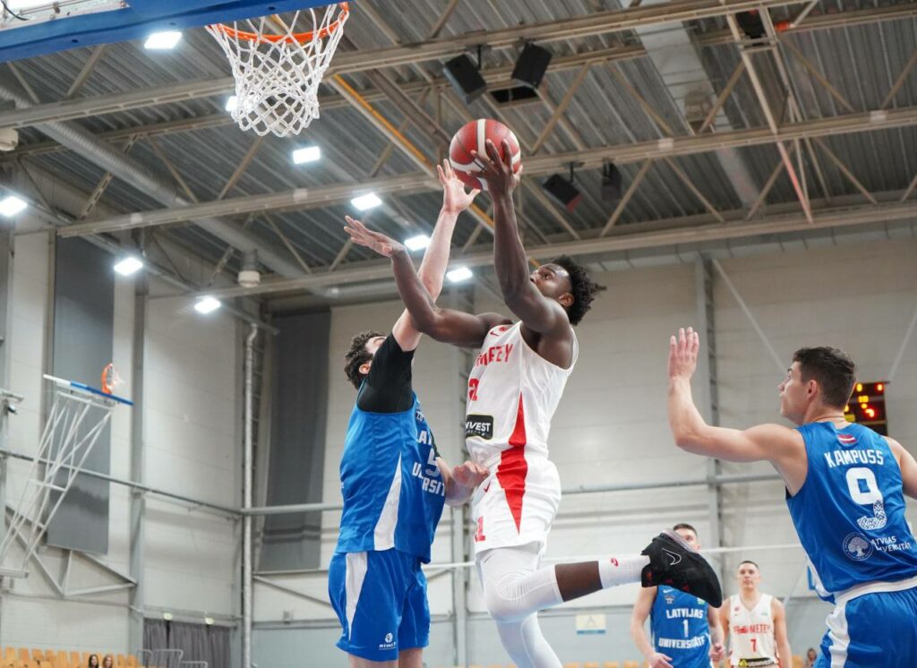 "Прометей" вирішив попрощатись з одним з легіонерів 2 "Прометей" вирішив попрощатись з одним з легіонерів 1