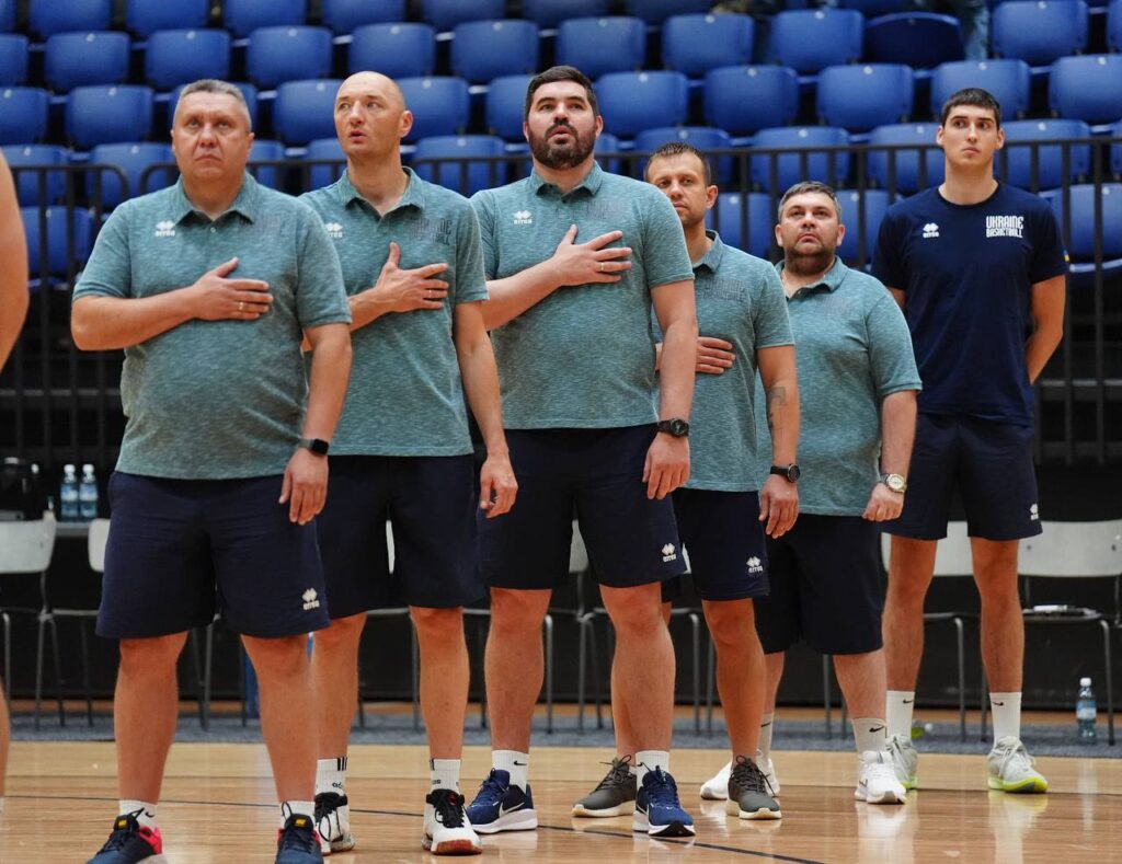 Валерій Плеханов: "Лідер команди Лохманчук отримав серйозну травму вказівного пальця правої руки" 2 Валерій Плеханов: "Лідер команди Лохманчук отримав серйозну травму вказівного пальця правої руки" 1