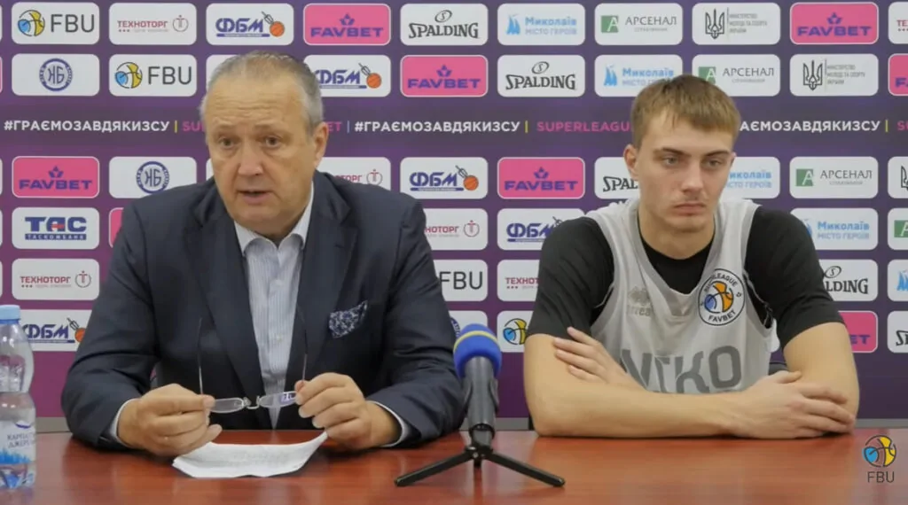 Валентин Берестнєв: "Можливо, я помилився в оцінці деяких якостей хлопців, яких ми набрали" 2 Валентин Берестнєв: "Можливо, я помилився в оцінці деяких якостей хлопців, яких ми набрали" 1