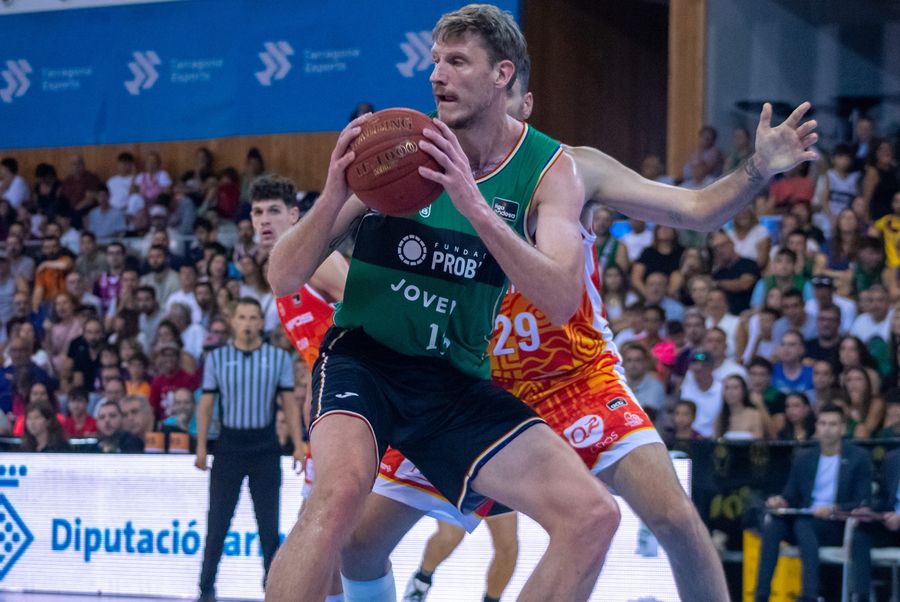 Єврокубок, 6-й тур: Пустовий набрав 12 очок, результати матчів 29 жовтня 2 Єврокубок, 6-й тур: Пустовий набрав 12 очок, результати матчів 29 жовтня 1