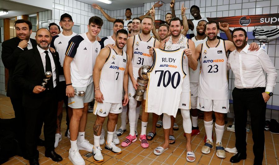 Попереду лише троє. Руді Фернандес зіграв 700-й матч за "Реал" 2 Попереду лише троє. Руді Фернандес зіграв 700-й матч за "Реал" 1